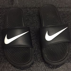 Nike slides